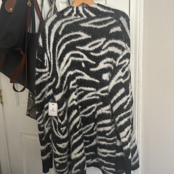 Susina Zebra Animal Print Open Cardigan NWT - Picture 4 of 4